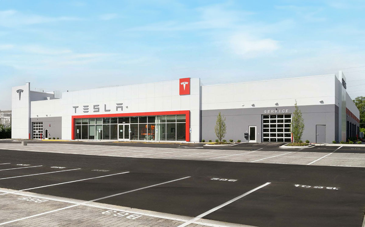 Kingsbarn Purchases Tesla Sales and Service Center in Affluent Suburb of Chicago